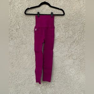 NWOT Free People FP Movement Free Throw Ribbed Legging